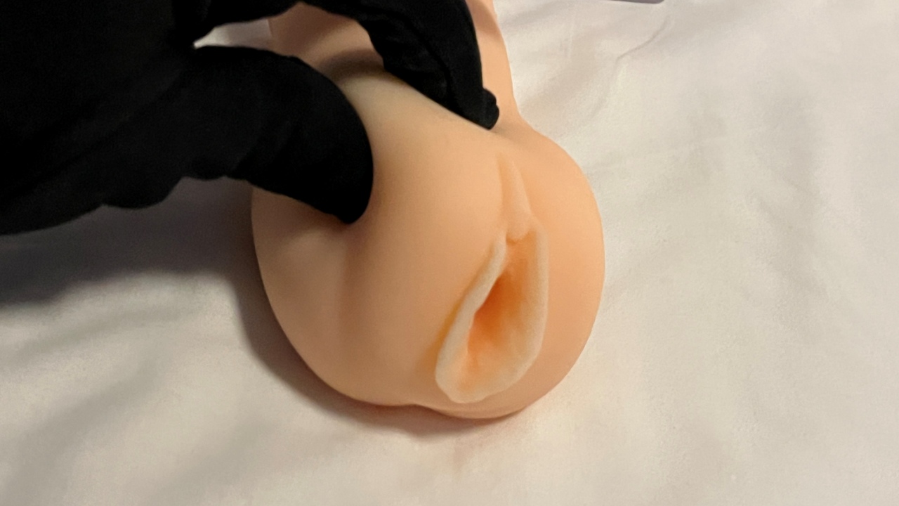 弾力と柔らかさを兼ね備えた外層